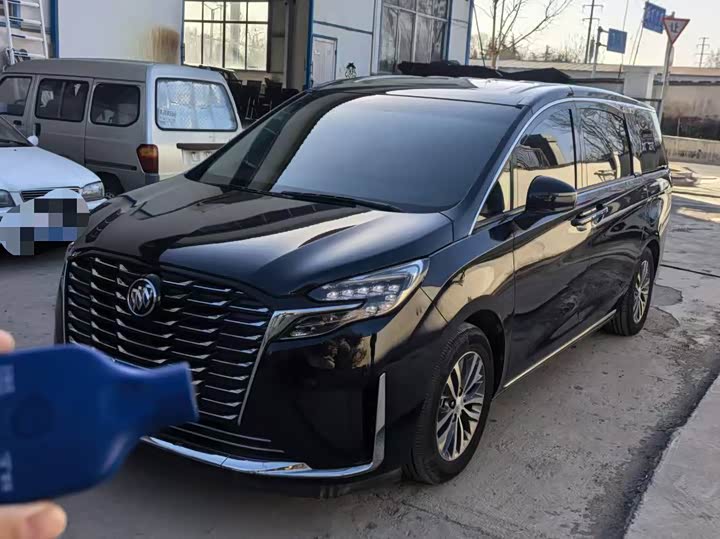 Фото 1 - Buick GL8 ES