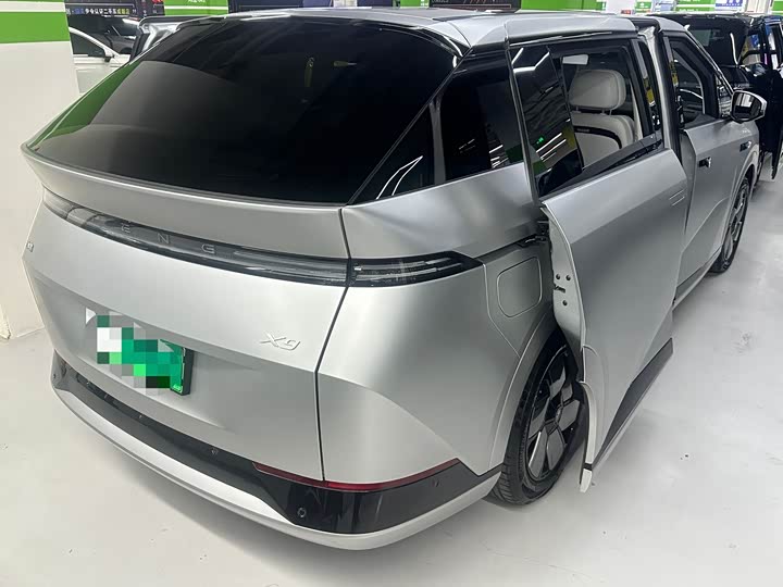 Фото 7 - XPeng X9