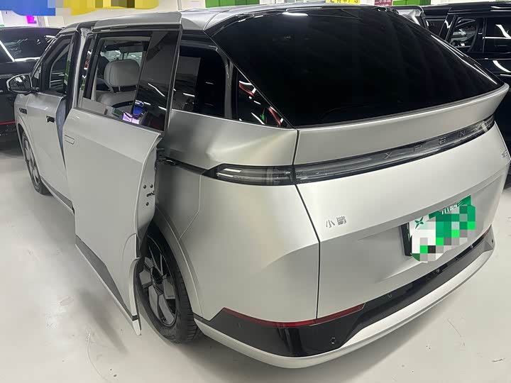 Фото 8 - XPeng X9