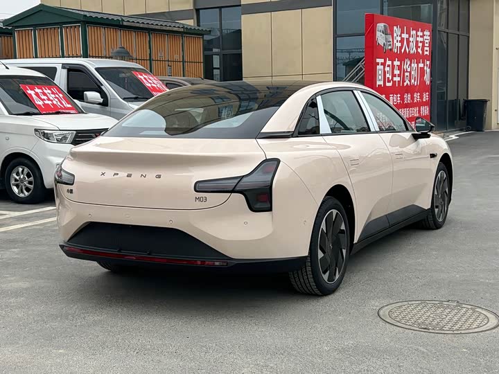 Фото 4 - XPeng Mona M03