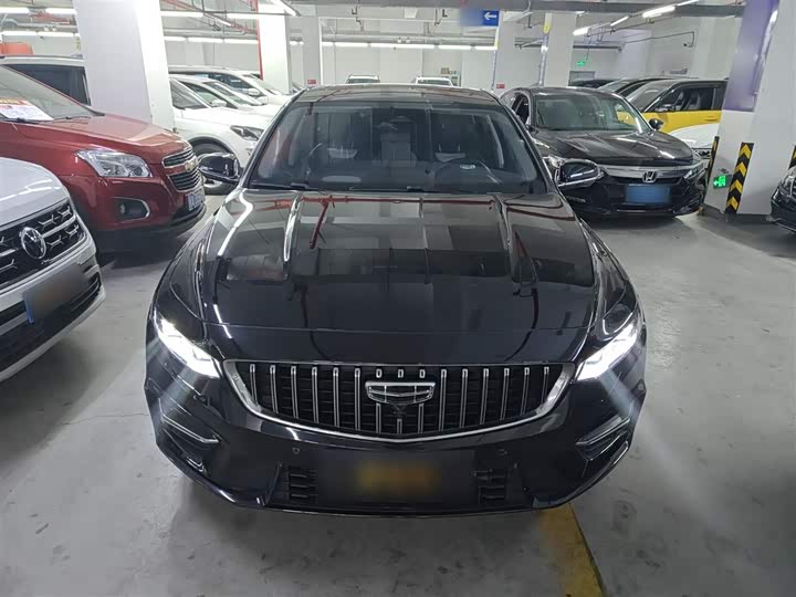 Фото 3 - Geely Preface