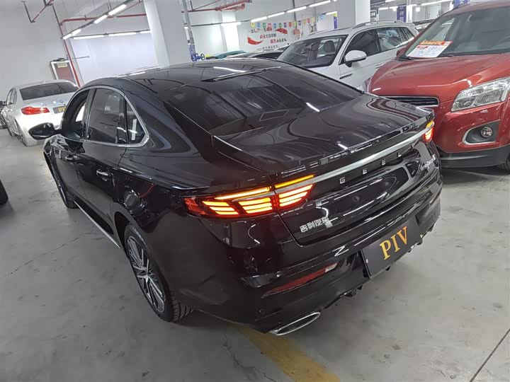 Фото 5 - Geely Preface