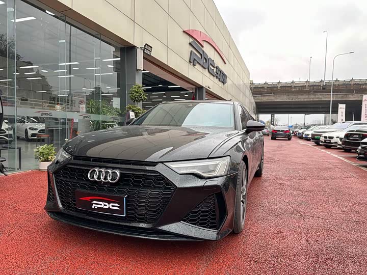 Фото 1 - Audi A6L