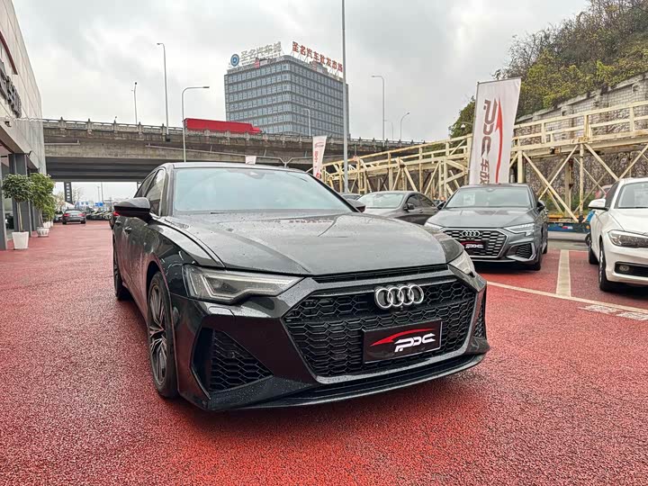 Фото 2 - Audi A6L