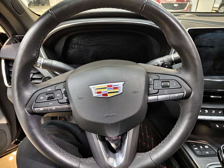 Фото 7 - Cadillac CT5
