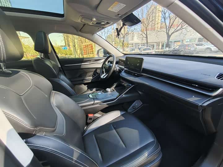 Фото 8 - Haval H6