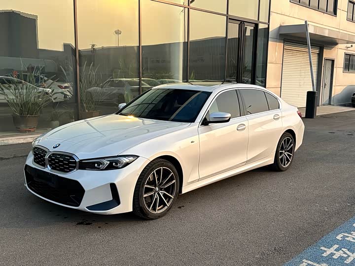 Фото 1 - BMW 3 Series