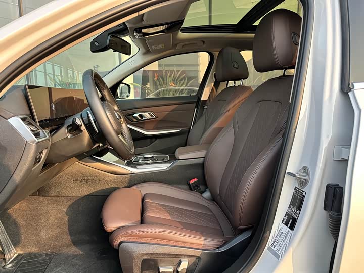 Фото 3 - BMW 3 Series