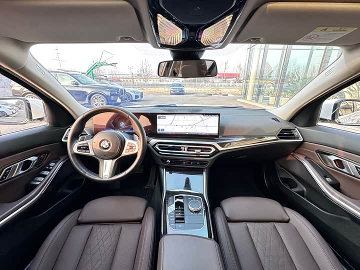 Фото 4 - BMW 3 Series