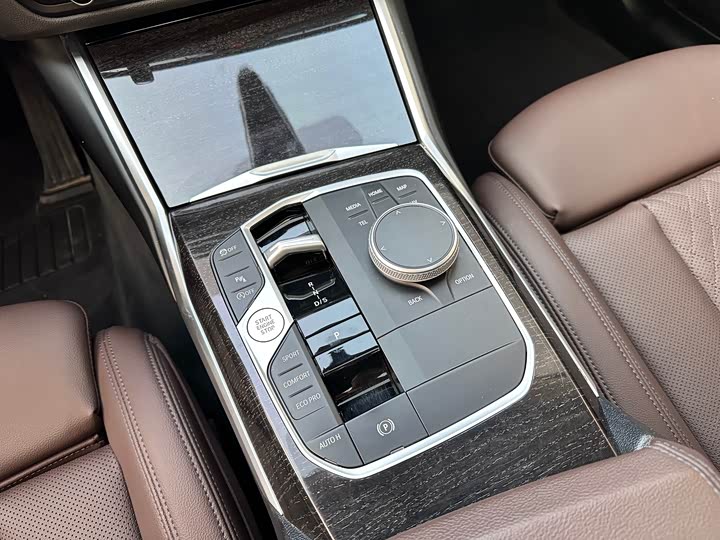 Фото 8 - BMW 3 Series