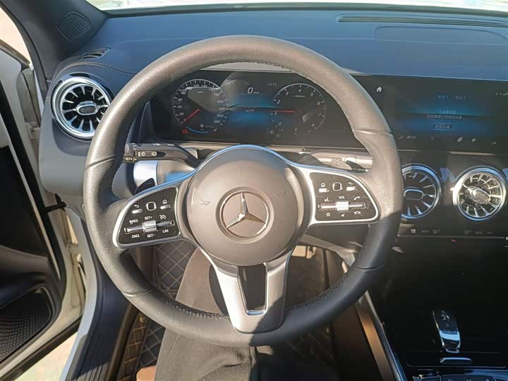 Фото 3 - Mercedes-Benz GLB-Class