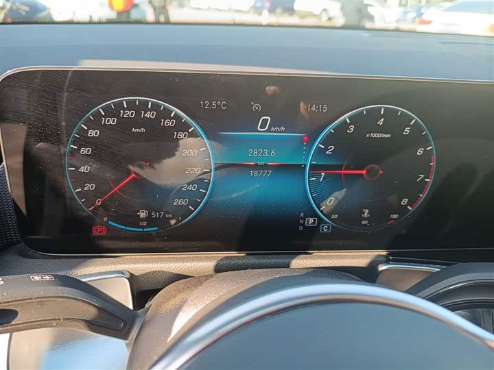 Фото 4 - Mercedes-Benz GLB-Class