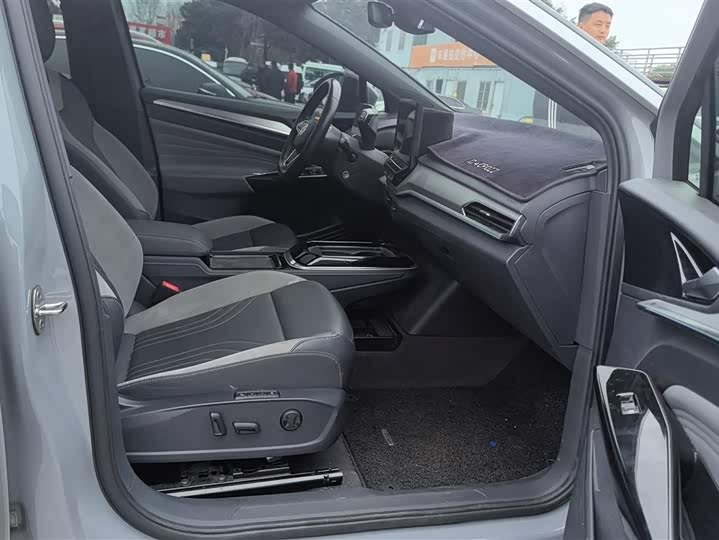 Фото 8 - Volkswagen ID.4 Crozz