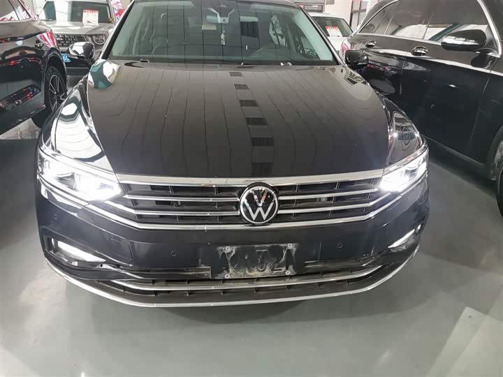 Фото 3 - Volkswagen Magotan