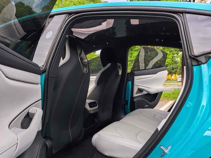 Фото 7 - Xiaomi SU7