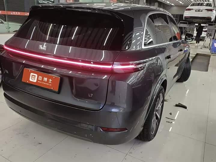 Фото 2 - LiXiang L7