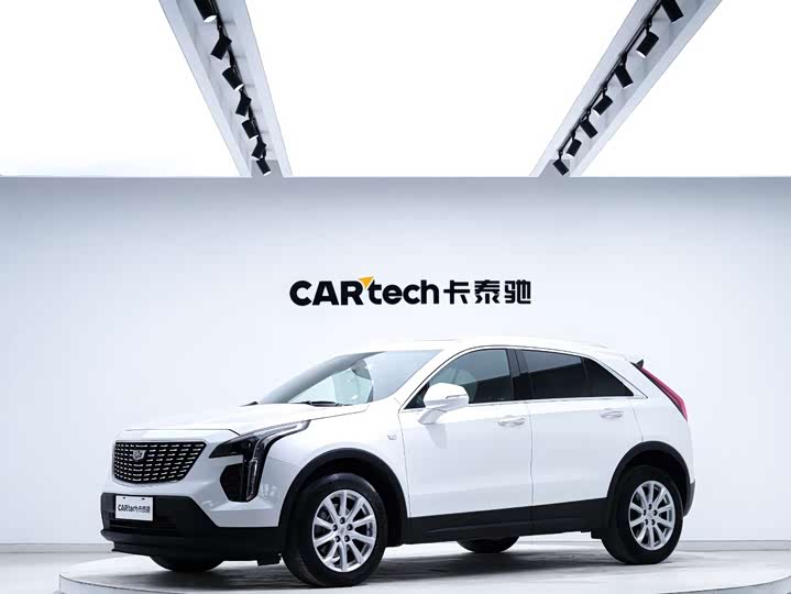 Фото 1 - Cadillac XT4