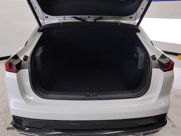 Фото 4 - Bestune B70S