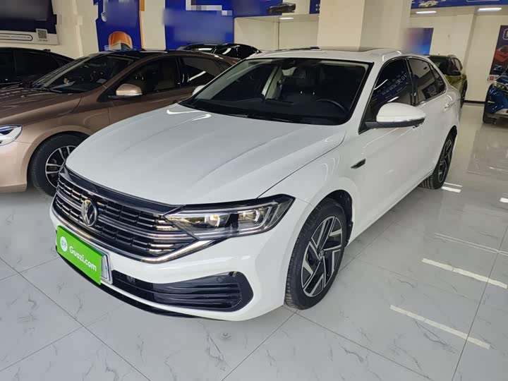 Фото 1 - Volkswagen Sagitar L