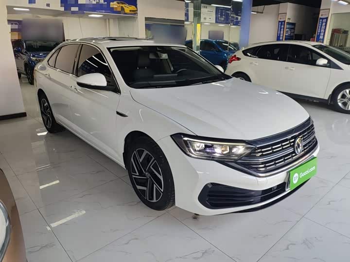 Фото 4 - Volkswagen Sagitar L