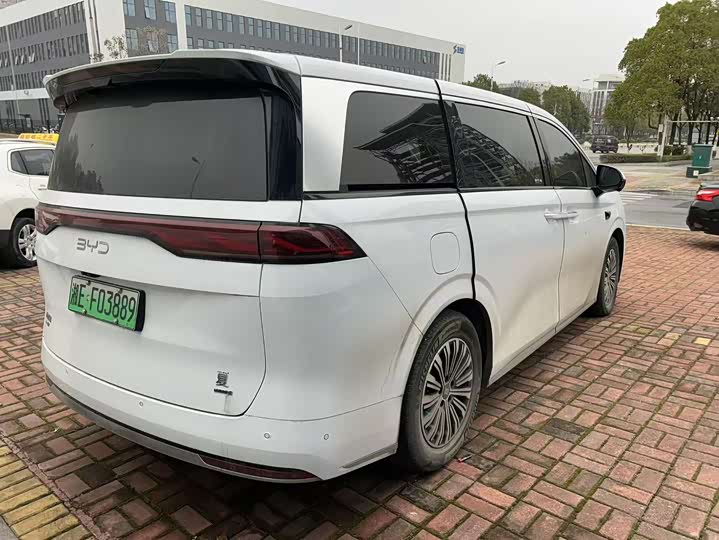 Фото 7 - BYD Xia