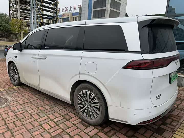 Фото 8 - BYD Xia