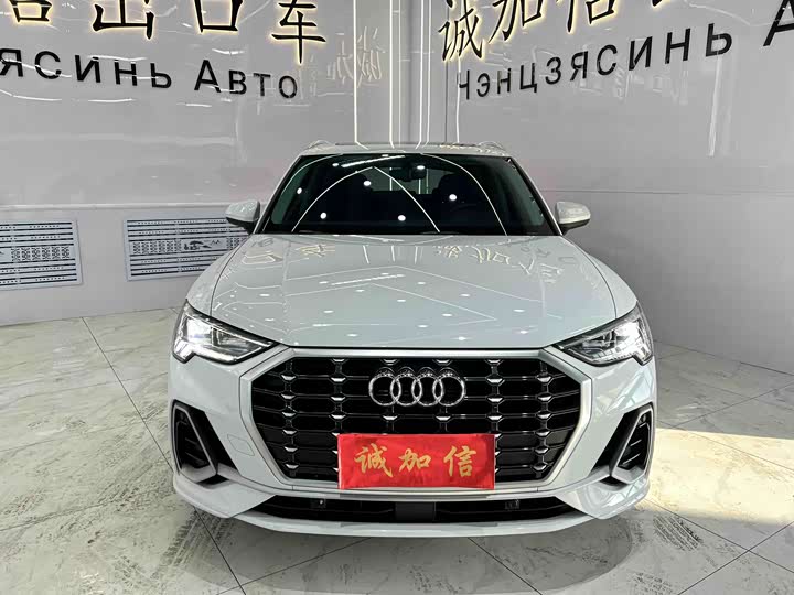 Фото 2 - Audi Q3