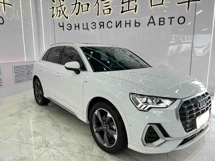 Фото 5 - Audi Q3