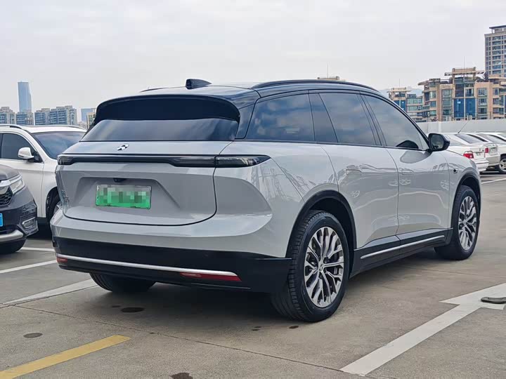 Фото 7 - Nio ES6