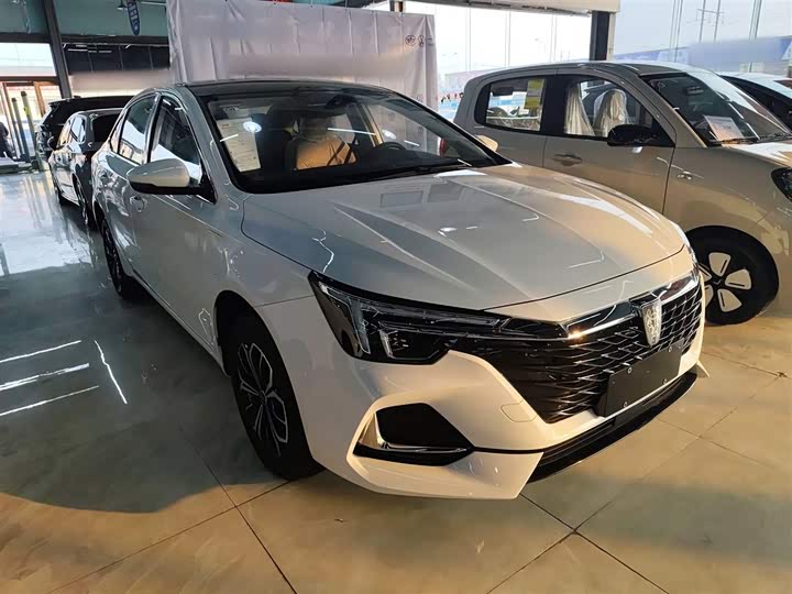 Фото 4 - Roewe i6 Max EV