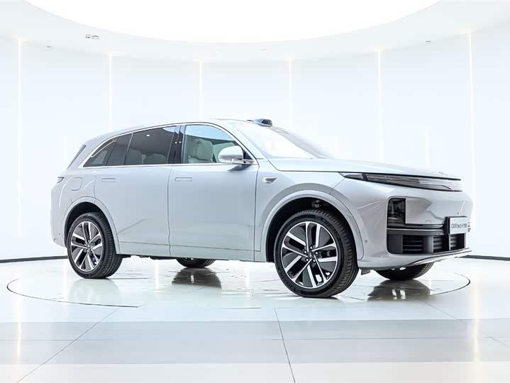 Фото 2 - LiXiang L7