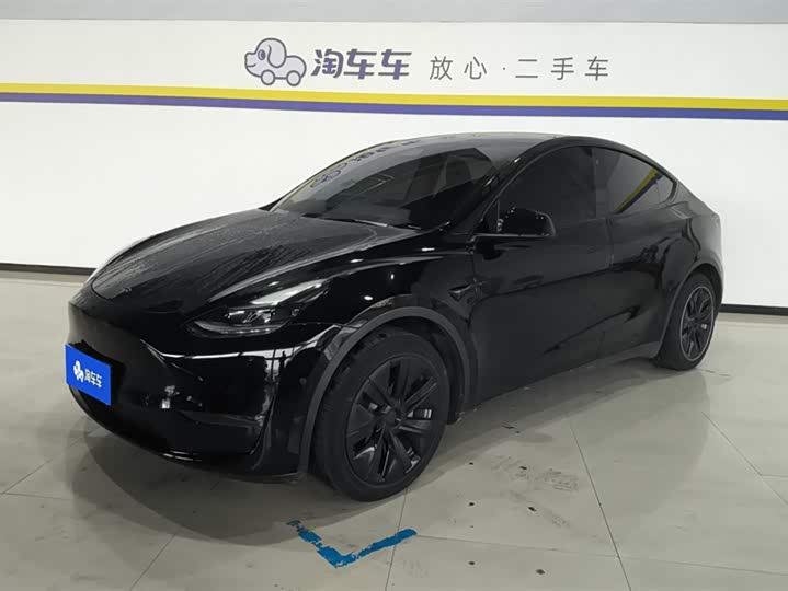 Фото 1 - Tesla Model Y