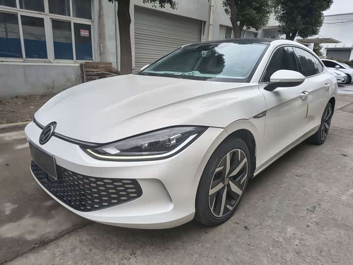 Фото 1 - Volkswagen Lamando L