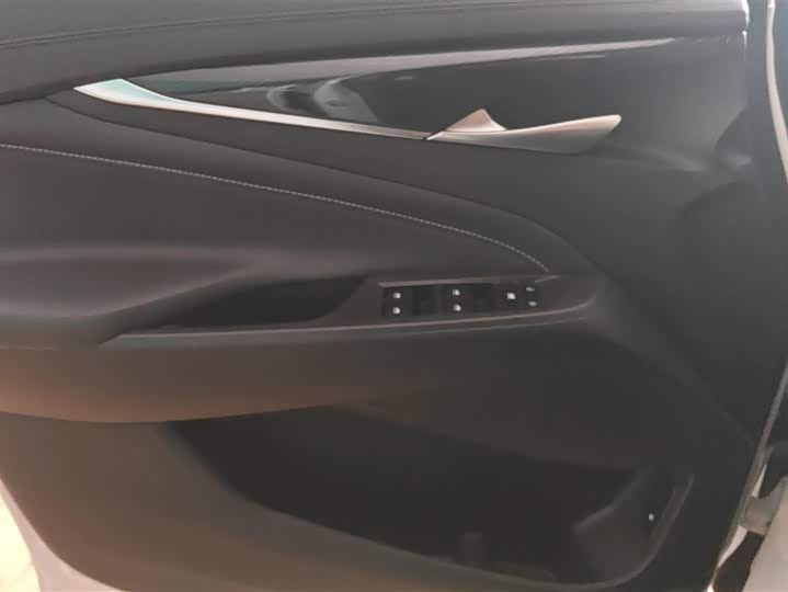 Фото 7 - Maxus G50