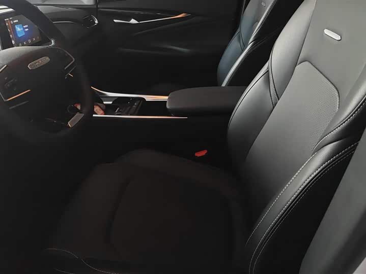 Фото 9 - Maxus G50