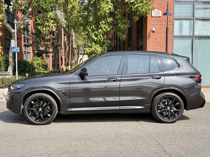 Фото 2 - BMW X3