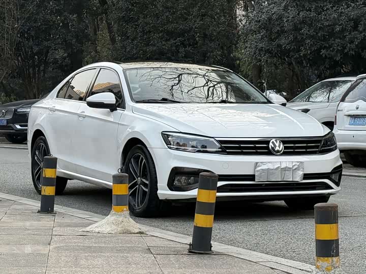 Фото 3 - Volkswagen Lamando L