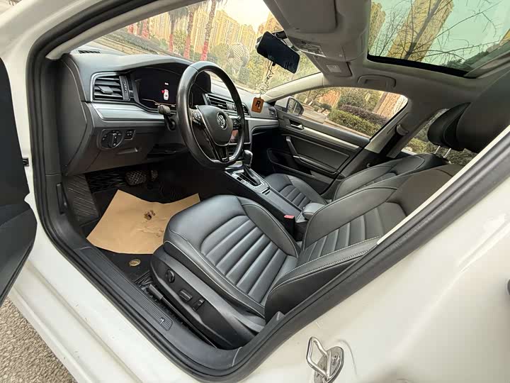 Фото 7 - Volkswagen Lamando L