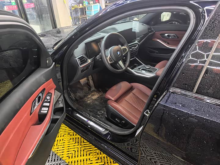 Фото 4 - BMW 3 Series