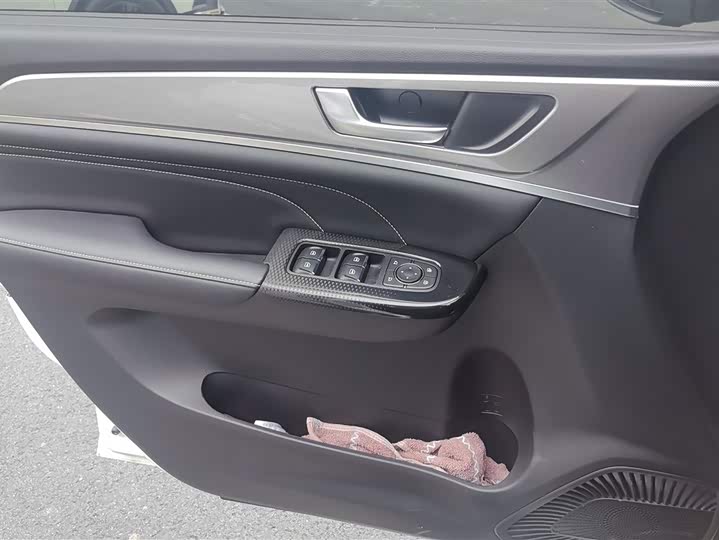 Фото 7 - Haval M6