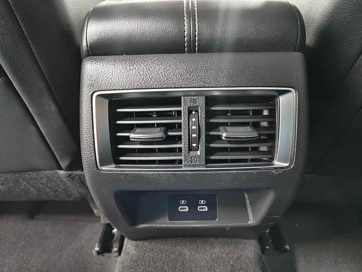 Фото 3 - Nissan Teana