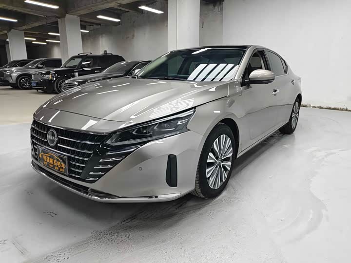 Фото 5 - Nissan Teana