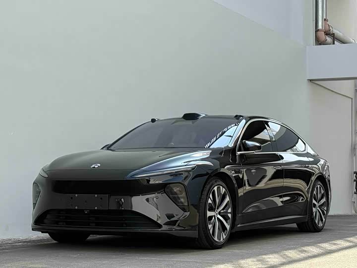 Фото 1 - Nio ET7