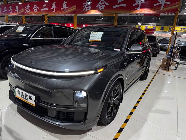 Фото 1 - LiXiang L8