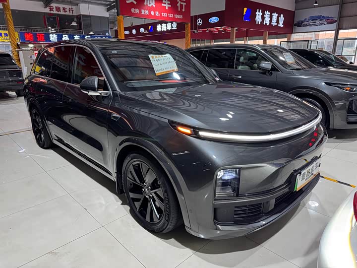 Фото 2 - LiXiang L8