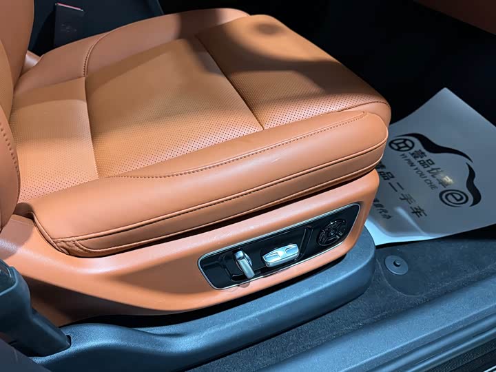 Фото 5 - LiXiang L8