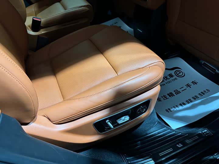 Фото 9 - LiXiang L8