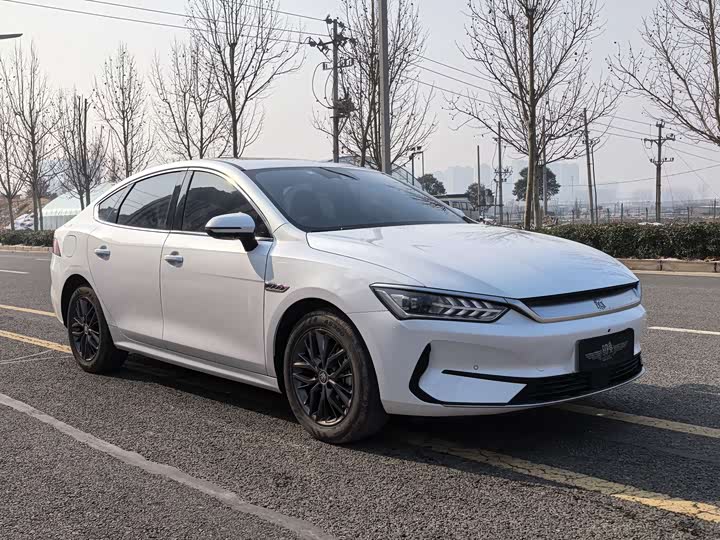 Фото 2 - BYD Qin Plus