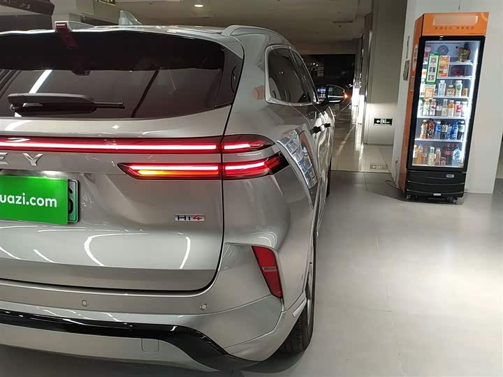 Фото 8 - Wey Mocca Hybrid