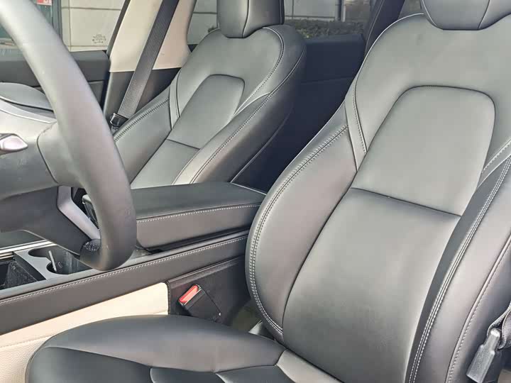 Фото 6 - Tesla Model Y